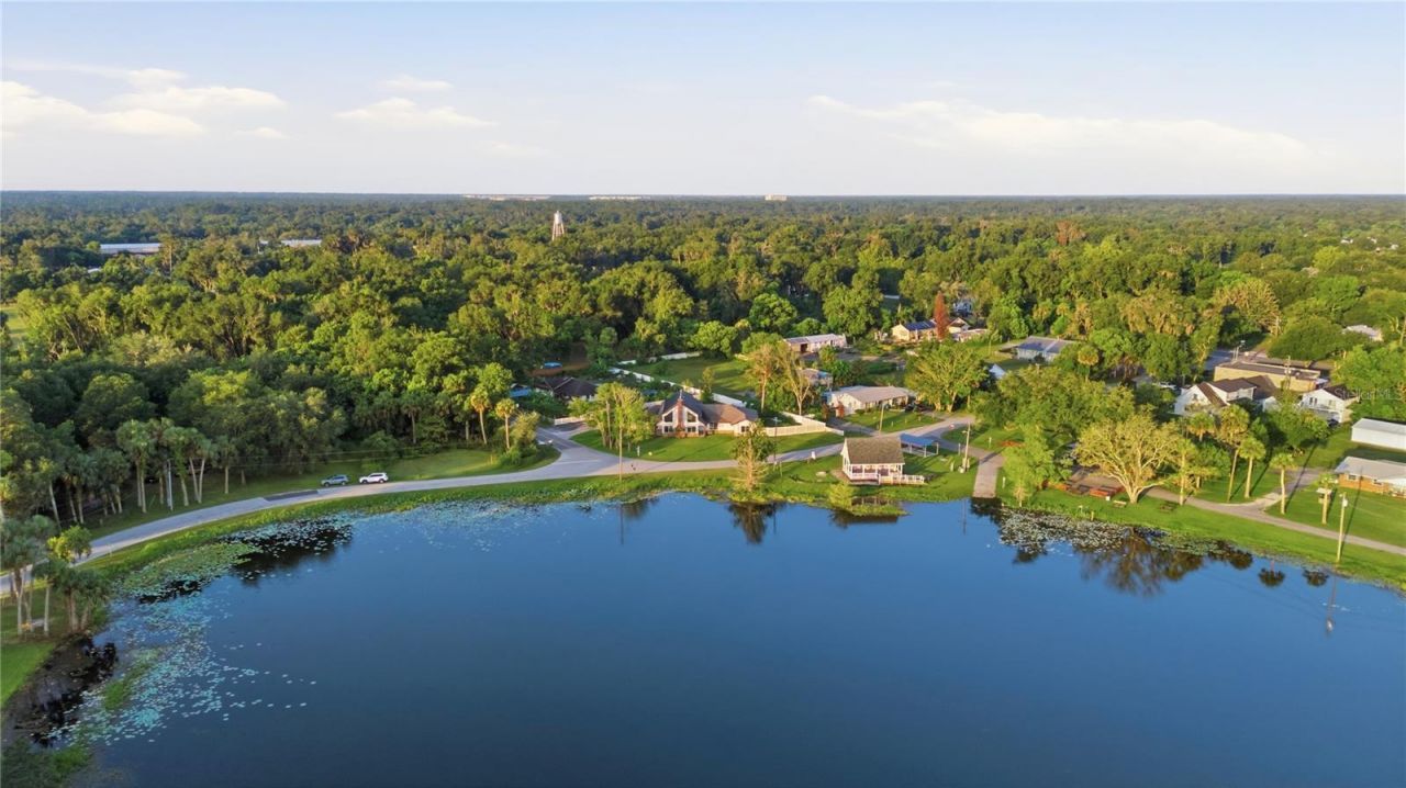 212 Pleasant Street, Lake Helen, FL 32744 Photo