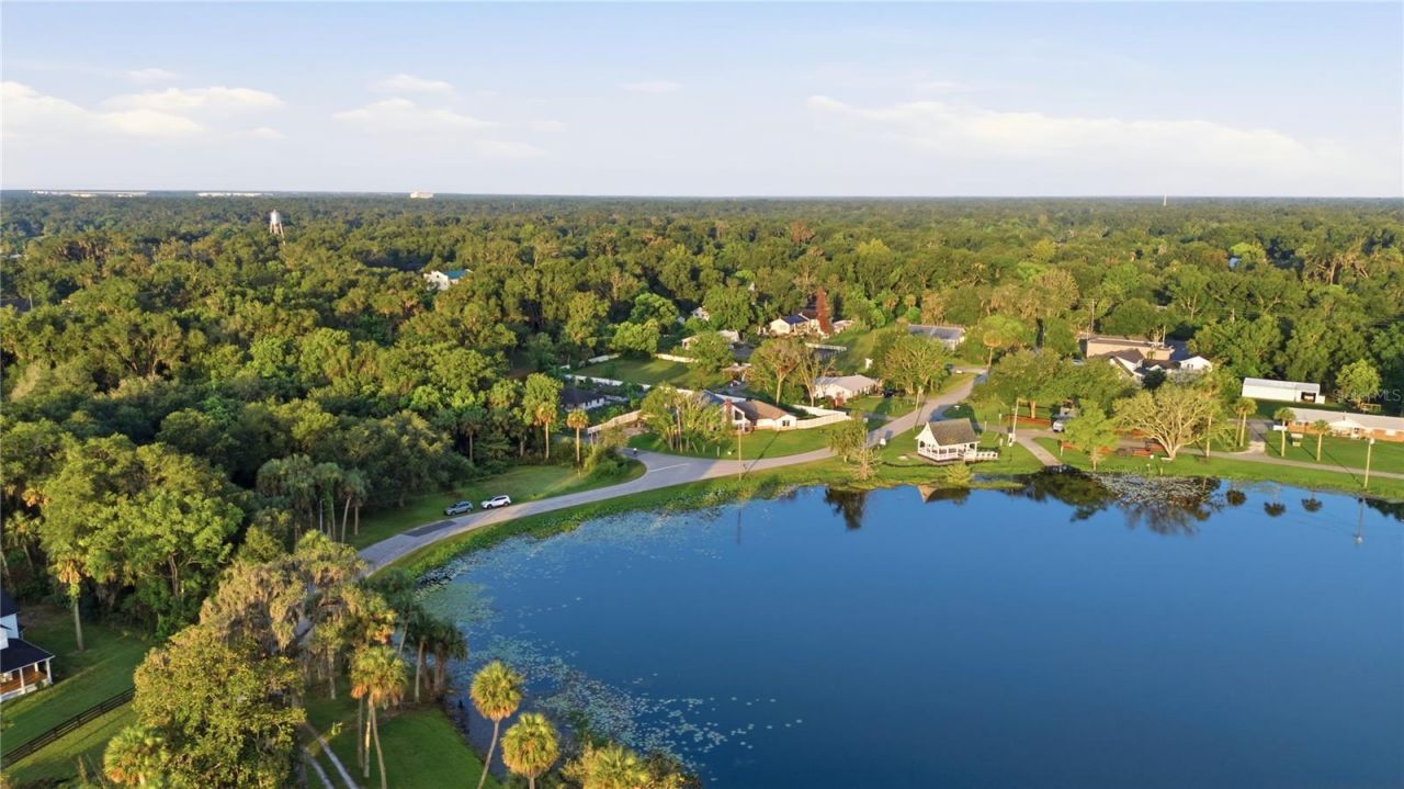 212 Pleasant Street, Lake Helen, FL 32744 Photo