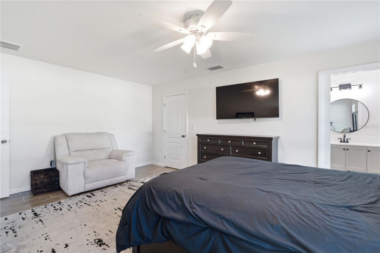 212 Pleasant Street, Lake Helen, FL 32744 Photo