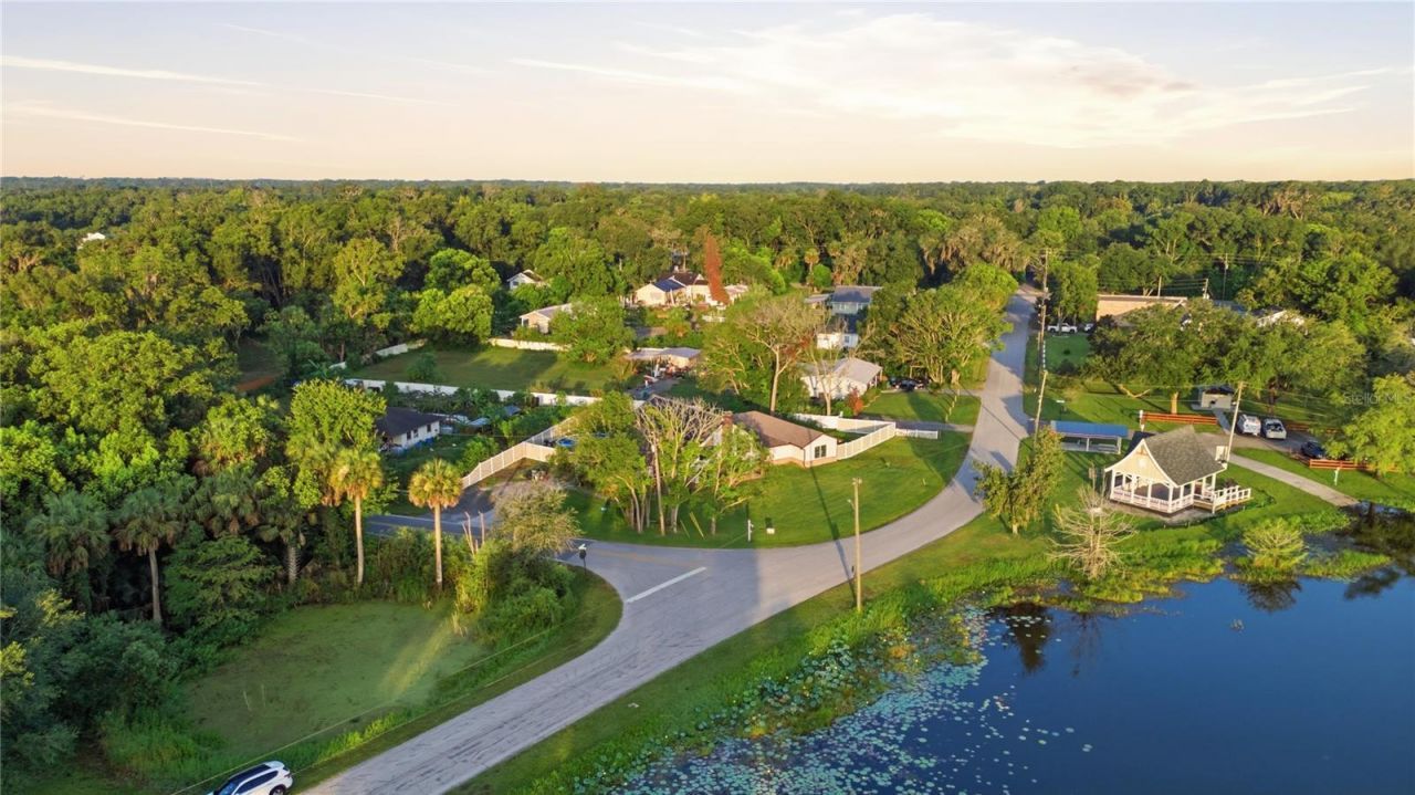 212 Pleasant Street, Lake Helen, FL 32744 Photo