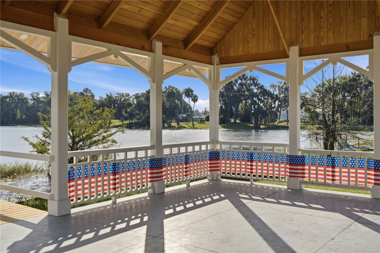 212 Pleasant Street, Lake Helen, FL 32744 Photo