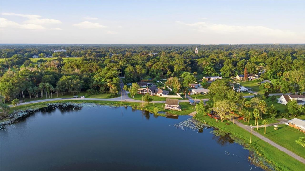 212 Pleasant Street, Lake Helen, FL 32744 Photo