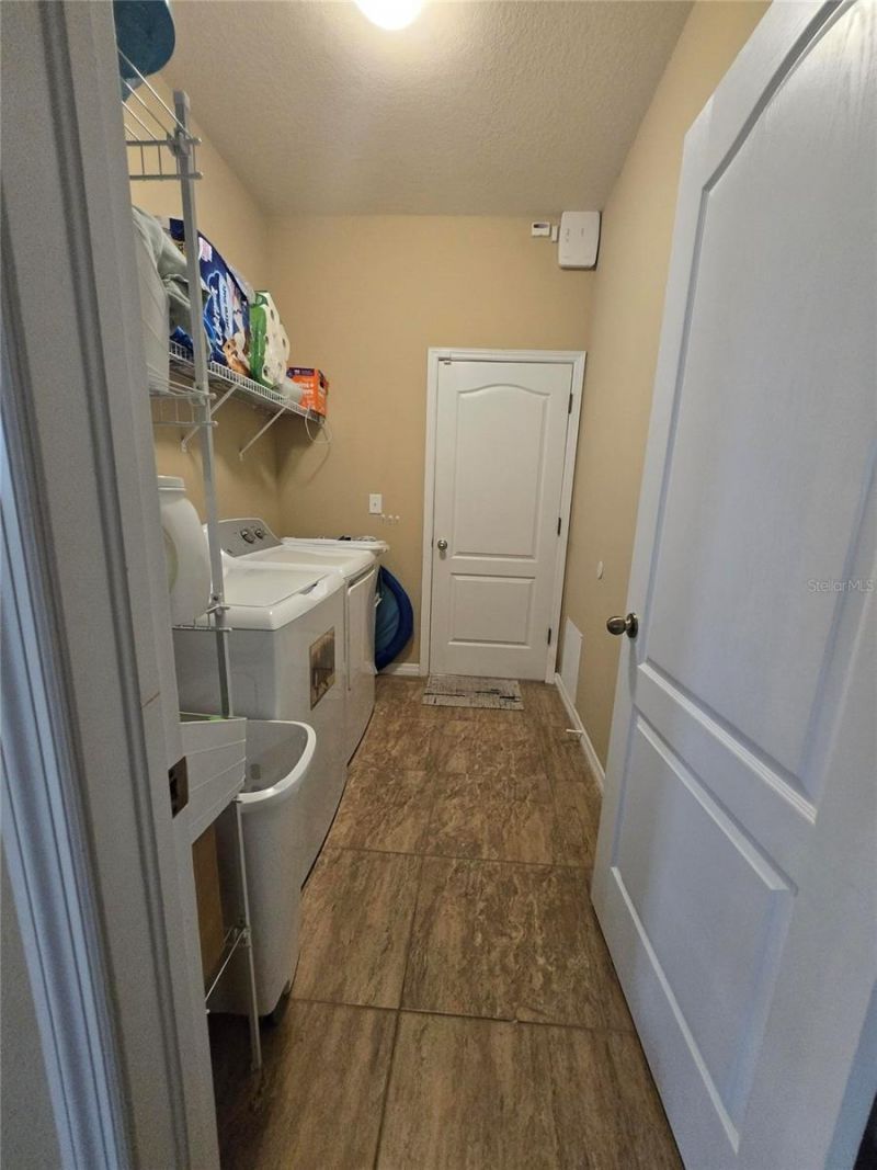 8451 Karpeal Drive, Sarasota, FL 34238 Photo