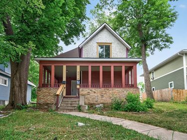 2218 Irving Avenue N, Minneapolis, MN 55411