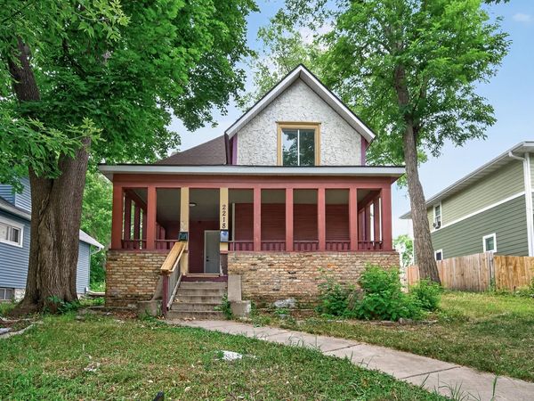 2218 Irving Avenue N, Minneapolis, MN 55411