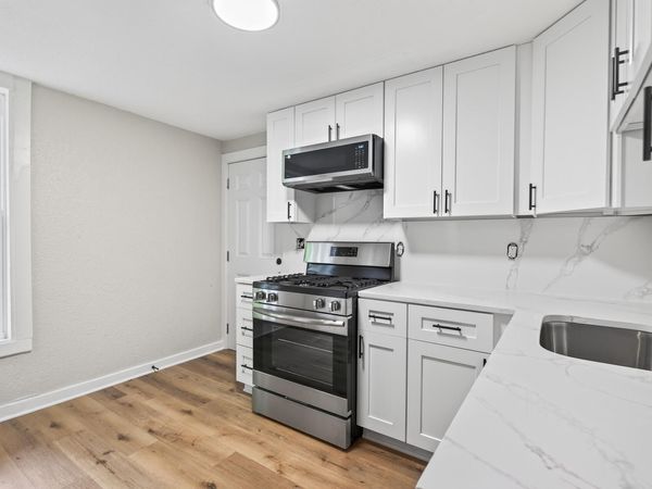 2218 Irving Avenue N, Minneapolis, MN 55411