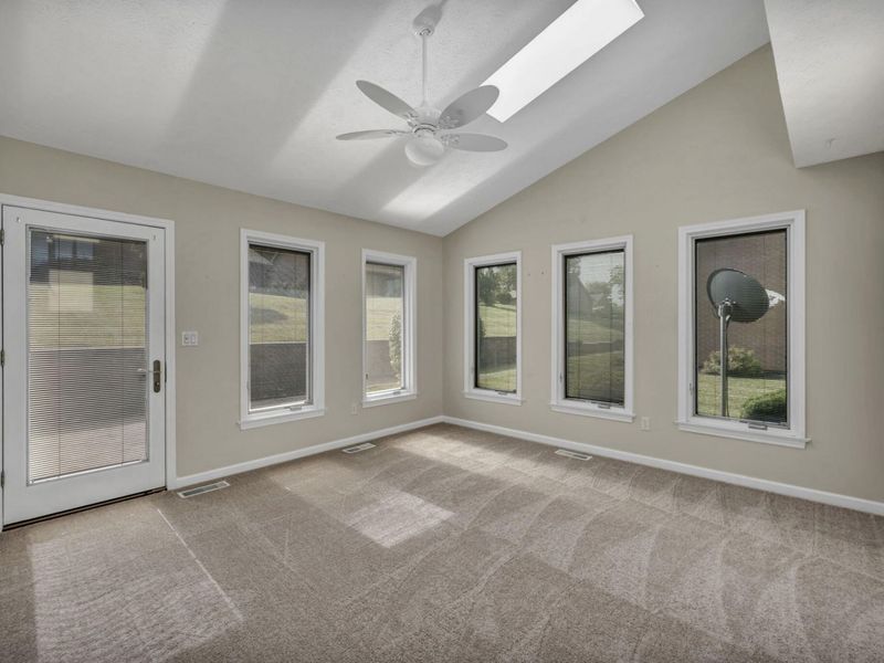23 Bon Air Drive, Urbana, OH 43078 Photo 8