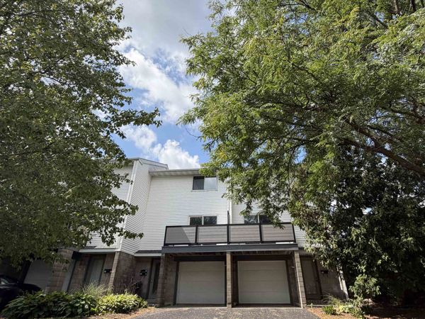 401 Melody Lane, Unit B, Verona, WI 53593