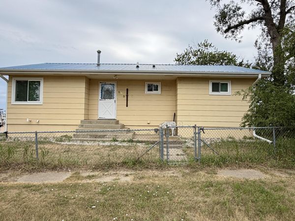 185 Emmanuel St, Cavour, SD 57324
