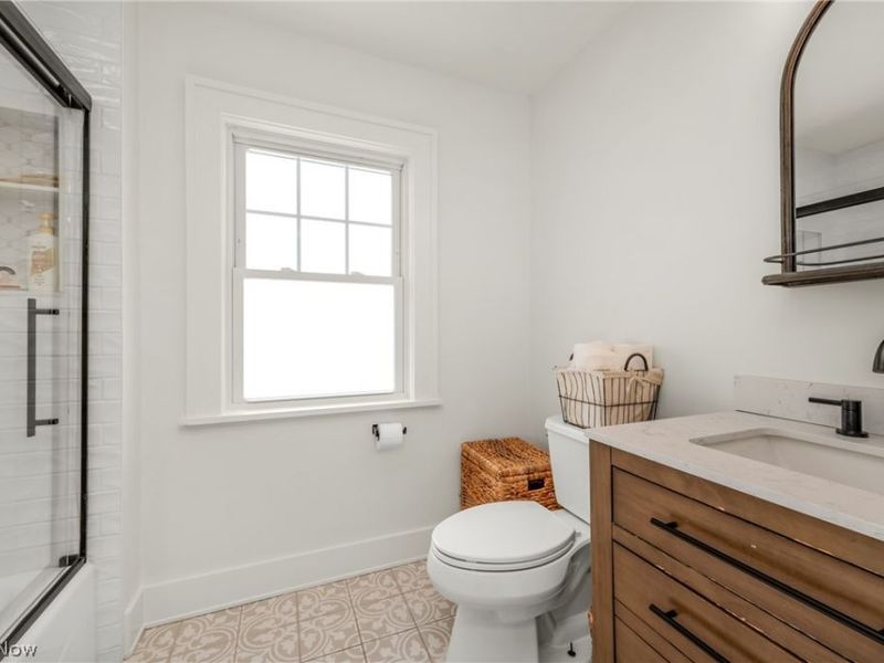 1225 Gladys Avenue , Lakewood, OH 44107 Photo 35