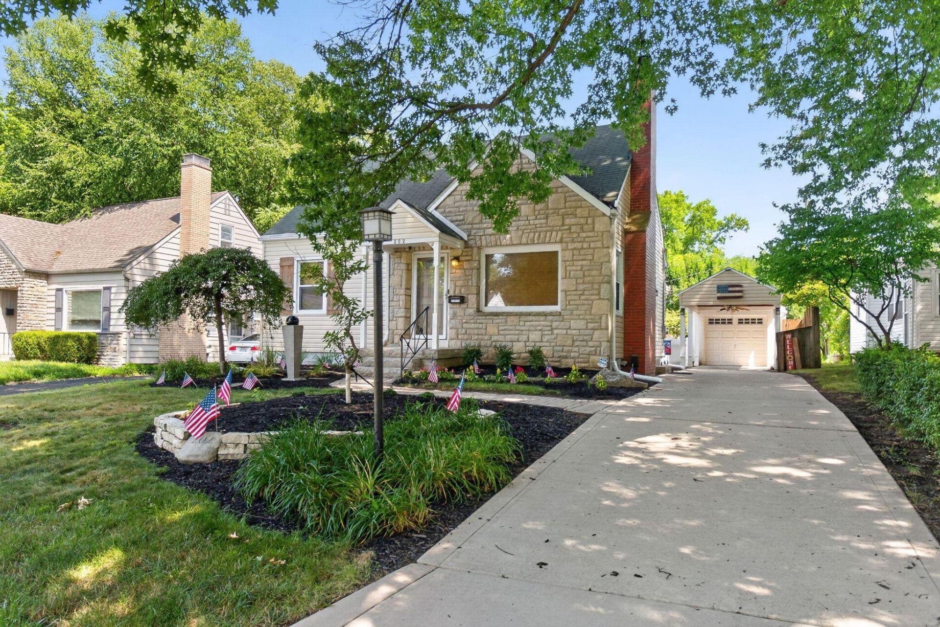 202 Deland Avenue , Columbus, OH 43214 Main Photo