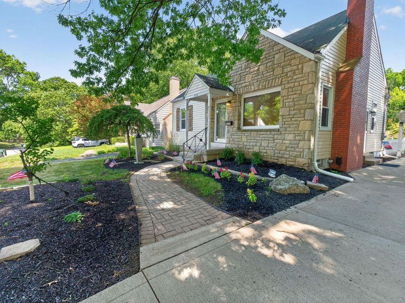 202 Deland Avenue, Columbus, OH 43214 Photo 4