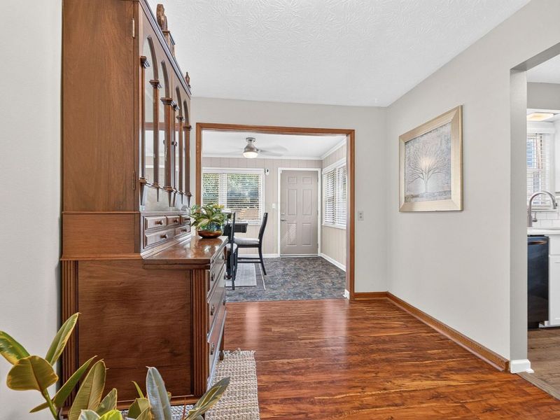 202 Deland Avenue, Columbus, OH 43214 Photo 9