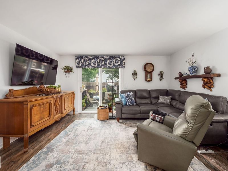 108 E Dublin Granville Road, Unit O, Worthington, OH 43085 Photo 17
