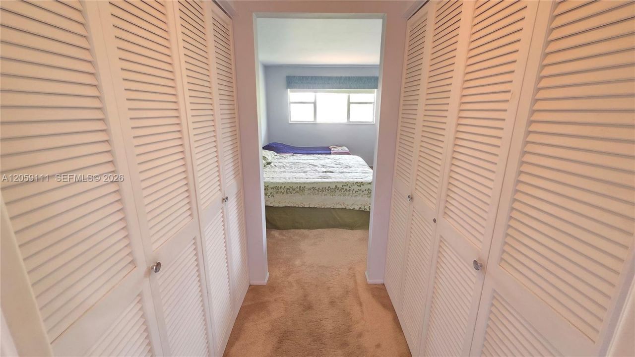 300 Layne Blvd, Unit 301, Hallandale Beach, FL 33009 Photo
