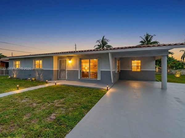 17430 NW 37th Ct , Miami Gardens, FL 33055