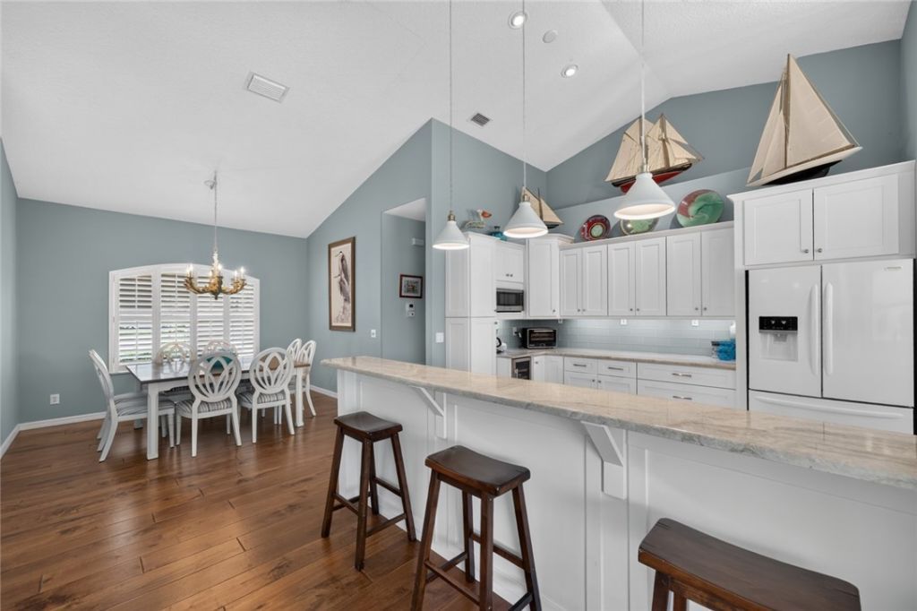 916 Pebble Lane, Vero Beach, FL 32963 Photo
