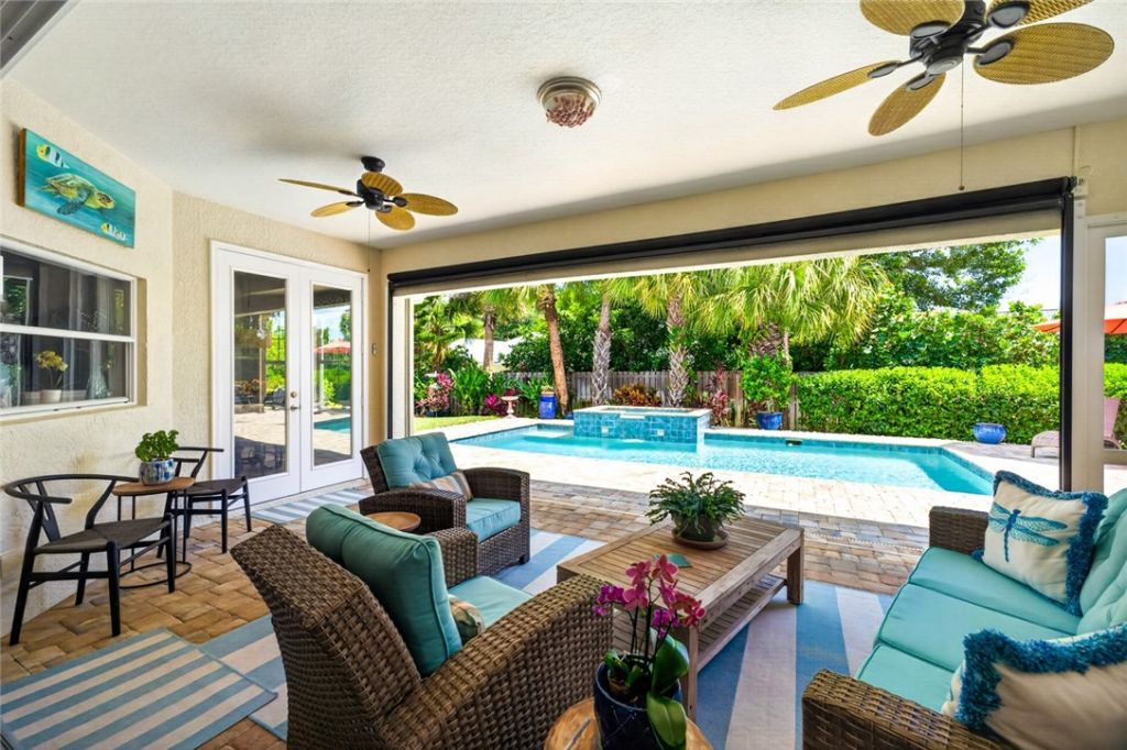 916 Pebble Lane, Vero Beach, FL 32963 Photo