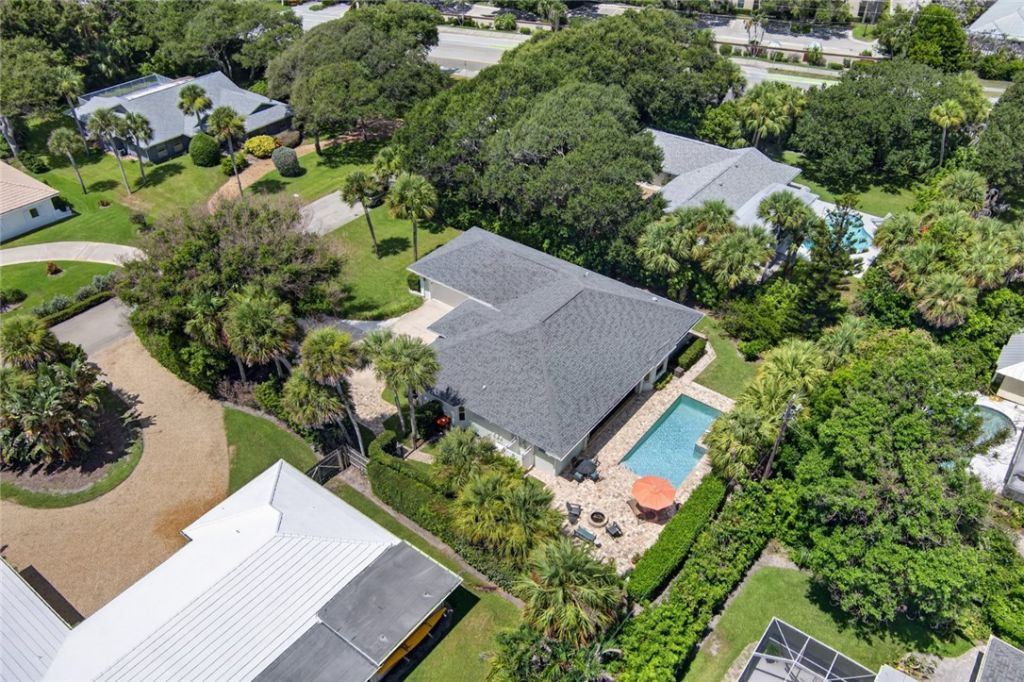 916 Pebble Lane, Vero Beach, FL 32963 Photo