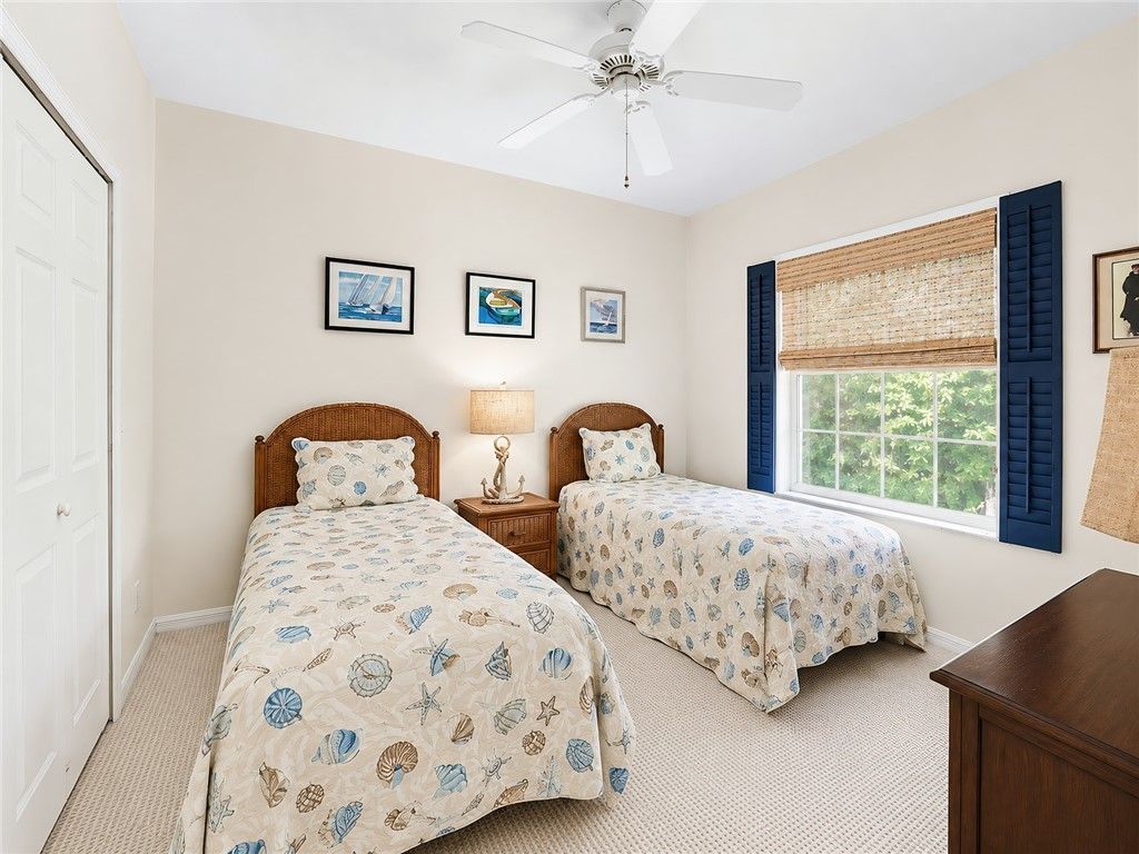 916 Pebble Lane, Vero Beach, FL 32963 Photo