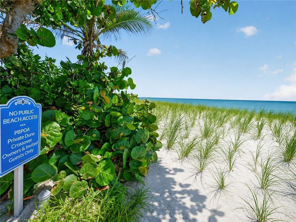 916 Pebble Lane, Vero Beach, FL 32963 Photo
