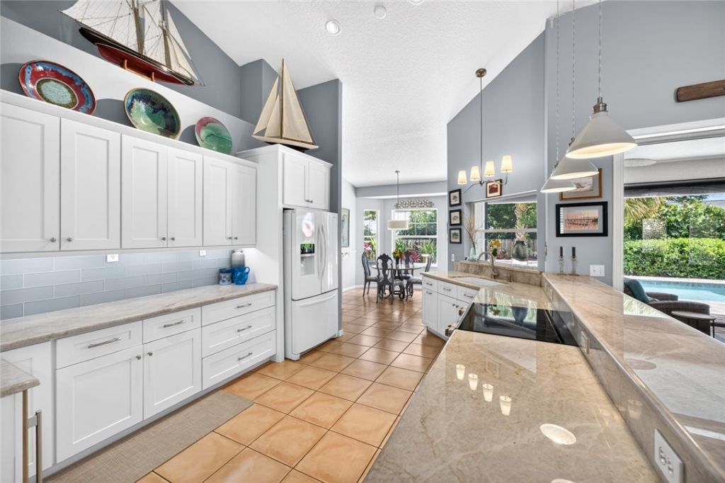 916 Pebble Lane, Vero Beach, FL 32963 Photo