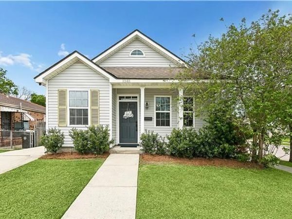 1381 HARRISON Avenue , New Orleans, LA 70122