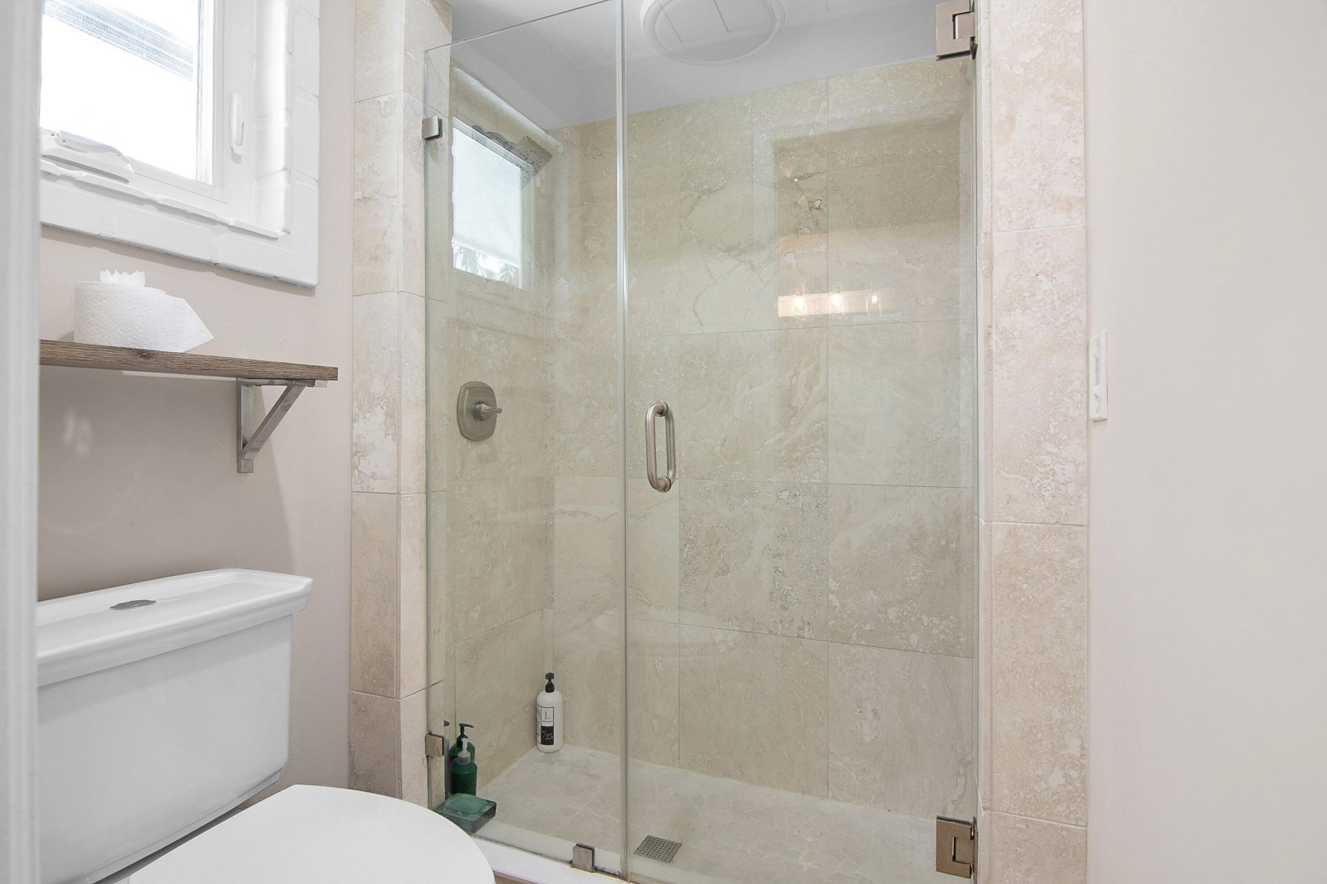 19 Pinehill Trail E, Tequesta, FL 33469 Photo