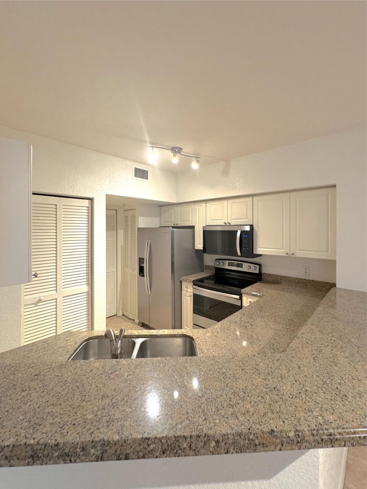 6540 W Sample Road, Unit 6540, Coral Springs, FL 33067 Photo