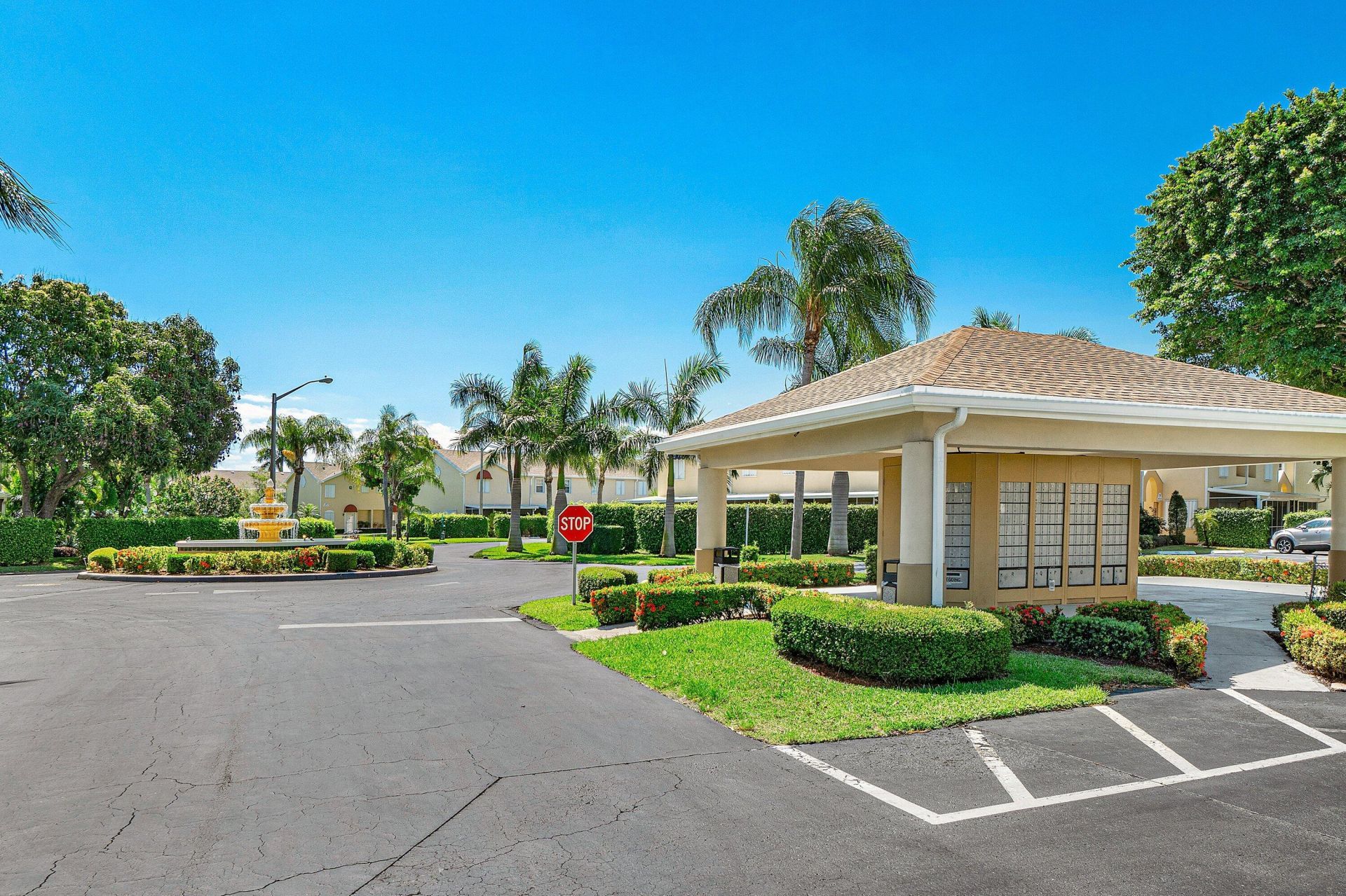 170 Waterside Drive, Unit 170, Hypoluxo, FL 33462 Photo