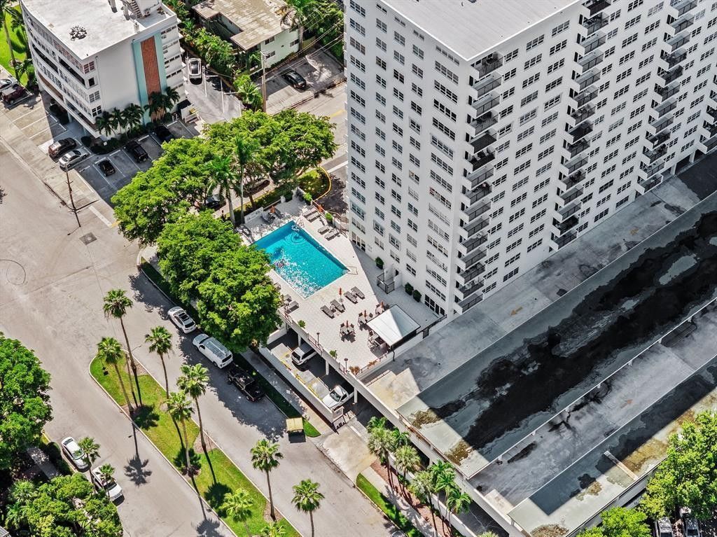 340 Sunset Drive, Unit 401, Fort Lauderdale, FL 33301 Photo