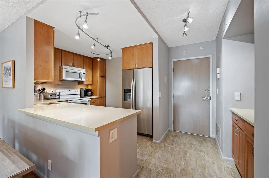 340 Sunset Drive, Unit 401, Fort Lauderdale, FL 33301 Photo
