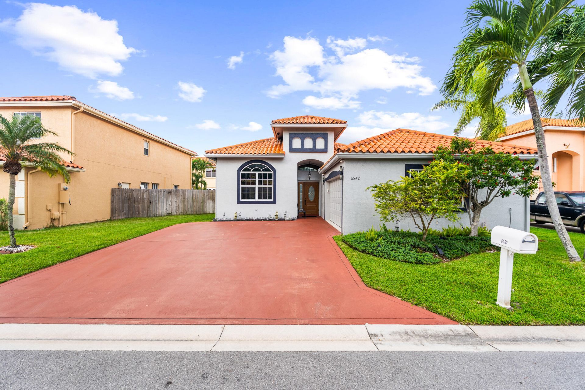 6562 Geneva Street, Lake Worth, FL 33467 Photo