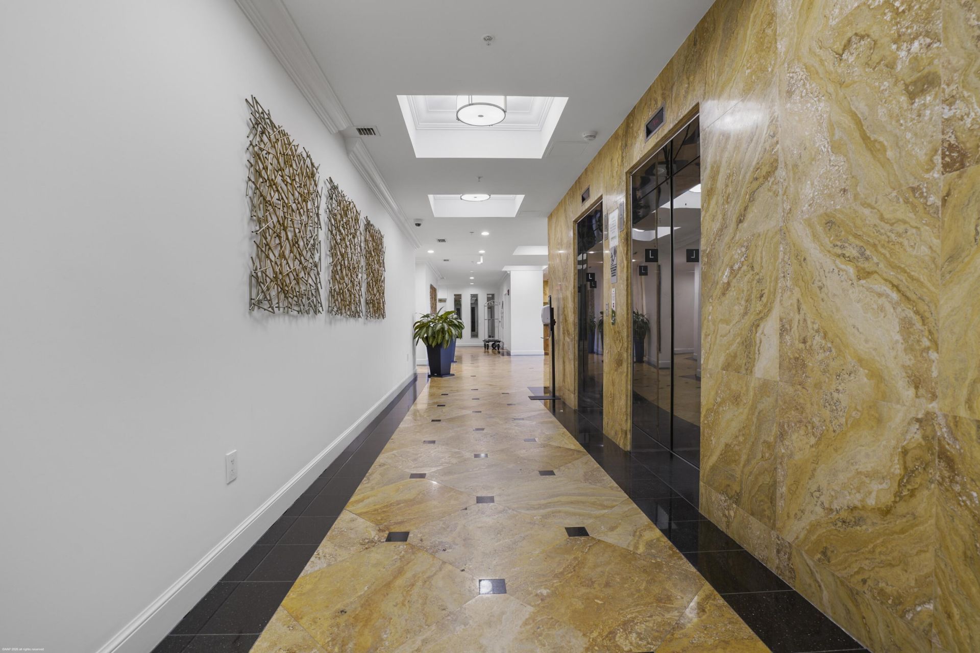 5150 N Ocean Drive, Unit PH 2001, Singer Island, FL 33404 Photo