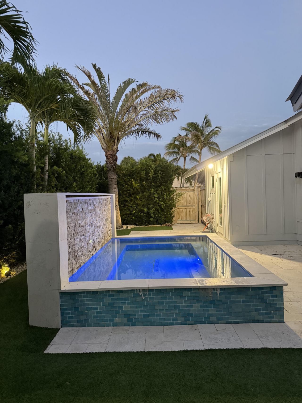 19 Pinehill Trail E, Tequesta, FL 33469 Photo