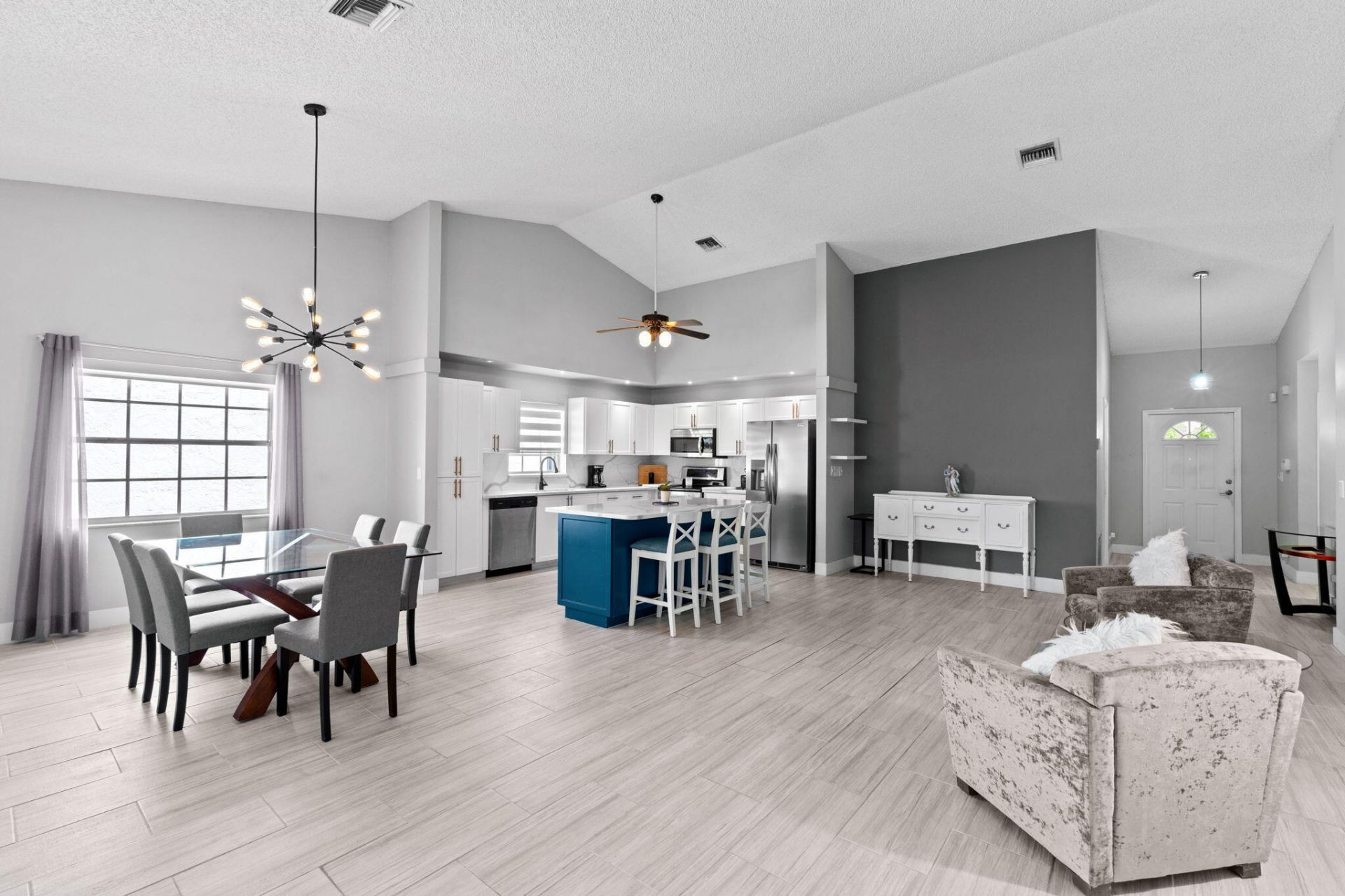 5256 Tiffany Anne Circle, West Palm Beach, FL 33417 Photo