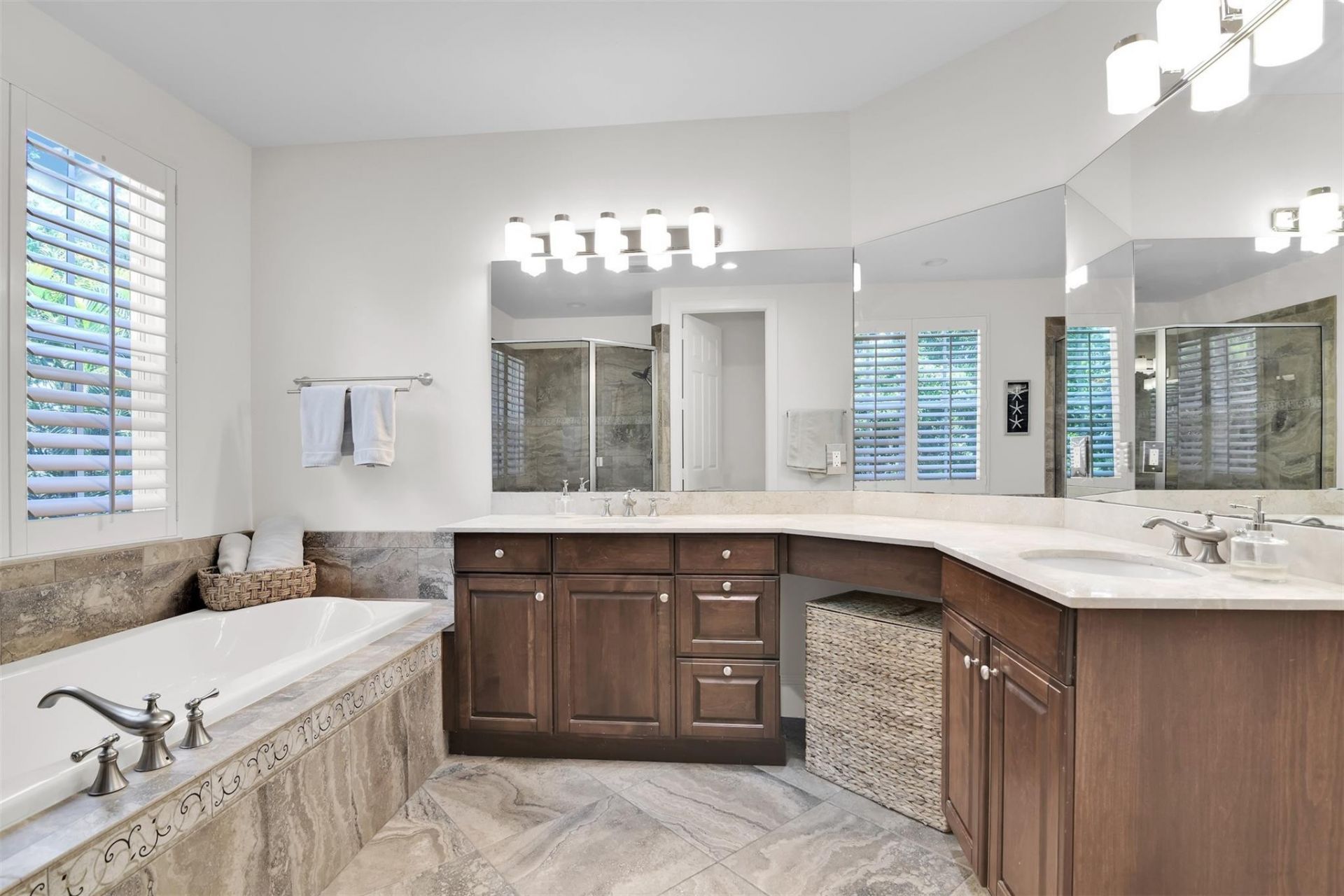 206 Mariner Court, North Palm Beach, FL 33408 Photo