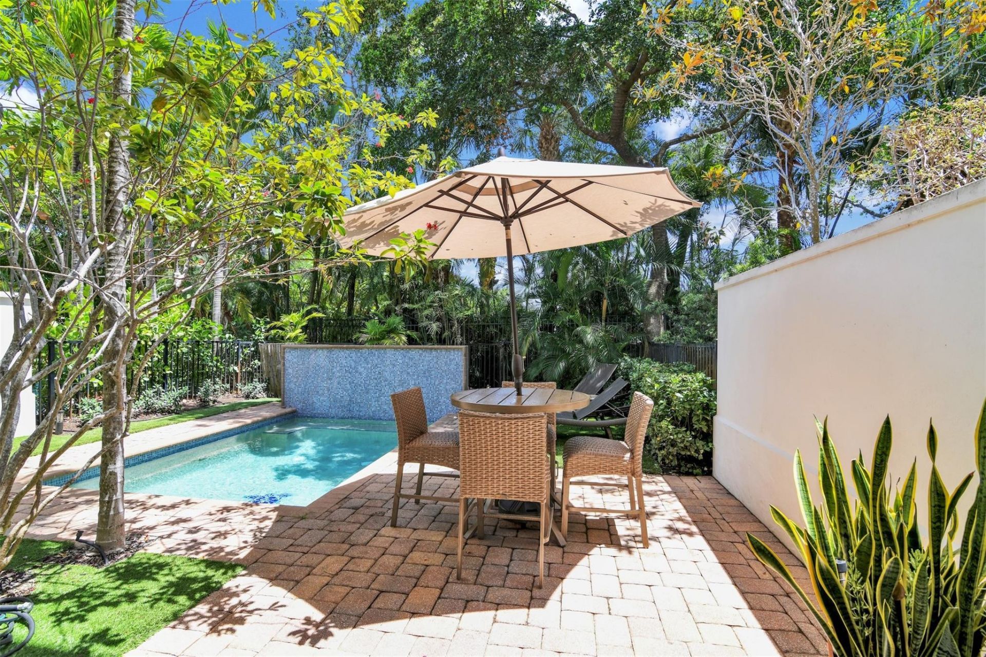 206 Mariner Court, North Palm Beach, FL 33408 Photo
