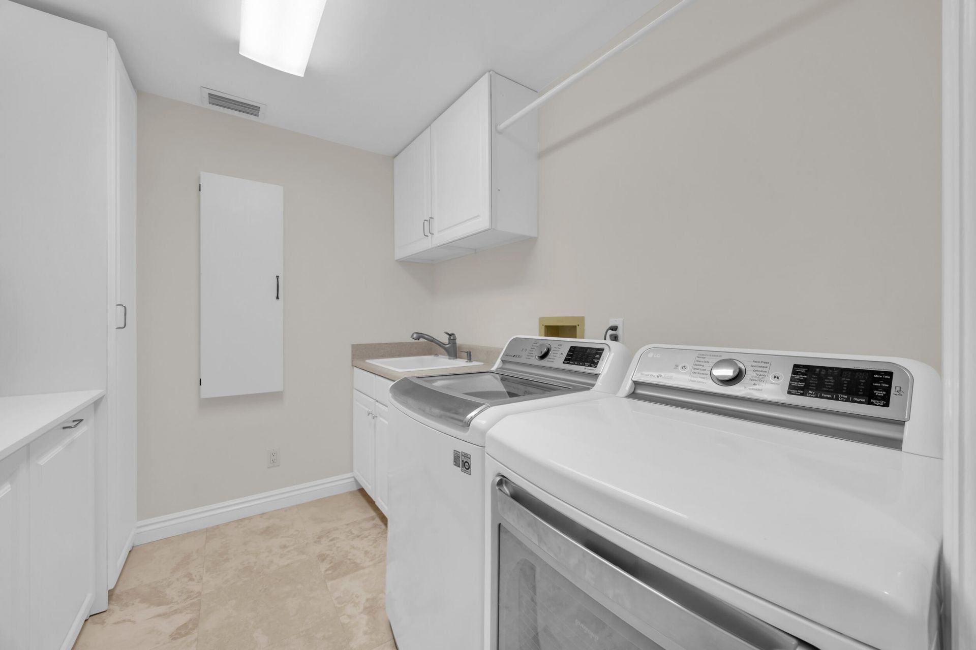 10410 SE Banyan Way, Tequesta, FL 33469 Photo