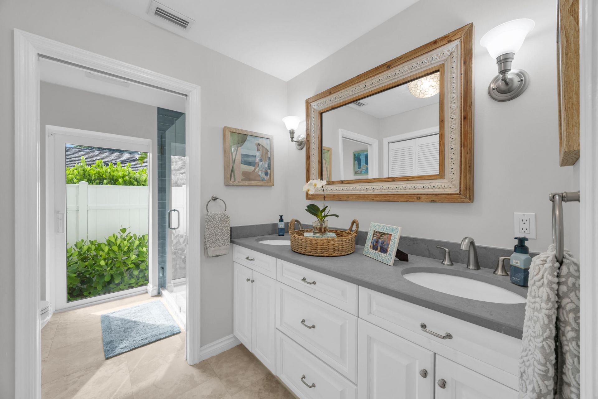 10410 SE Banyan Way, Tequesta, FL 33469 Photo