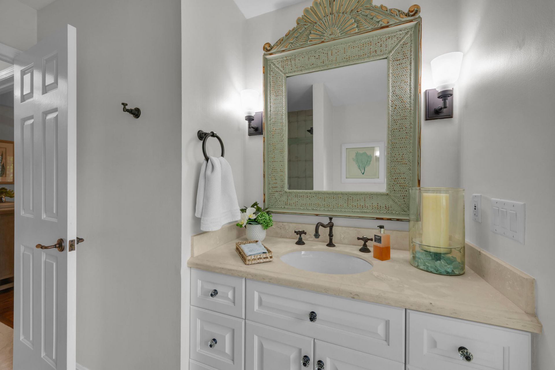 10410 SE Banyan Way, Tequesta, FL 33469 Photo
