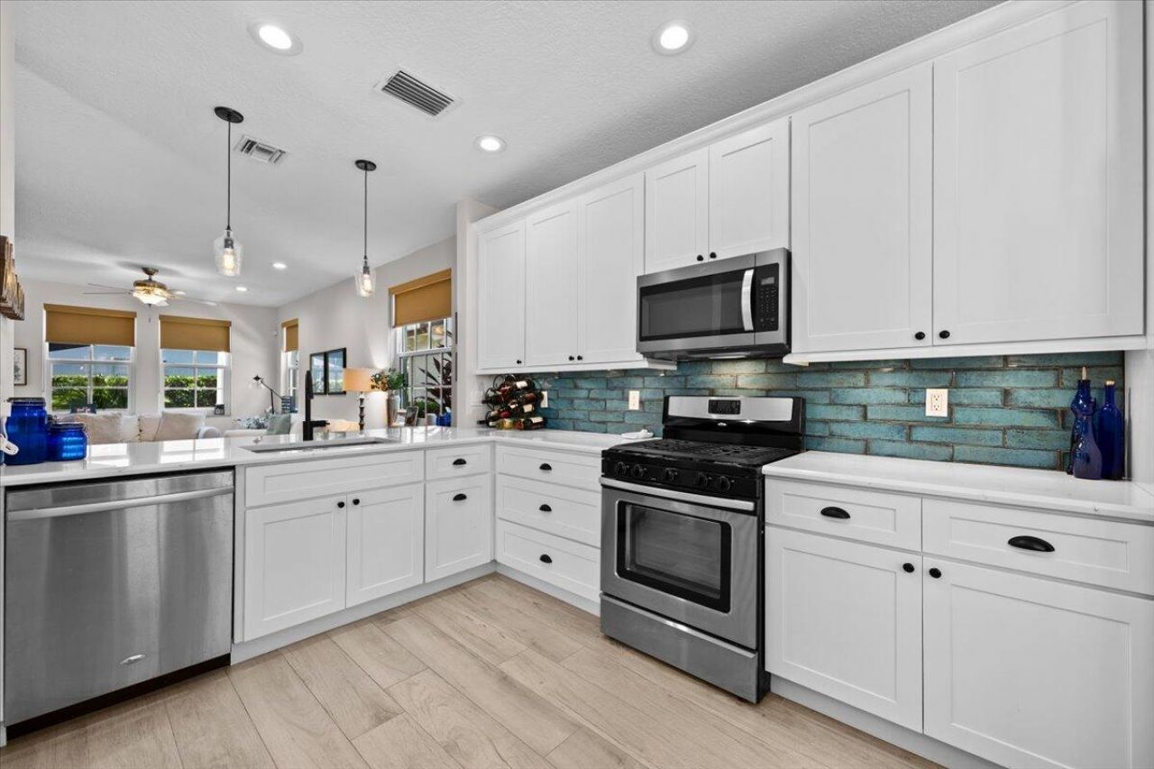 315 September Street, Palm Beach Gardens, FL 33410 Photo