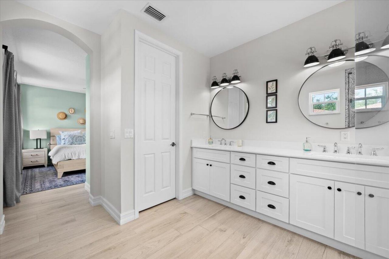 315 September Street, Palm Beach Gardens, FL 33410 Photo