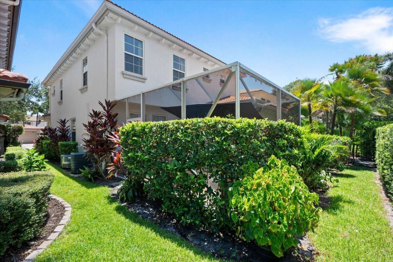 315 September Street, Palm Beach Gardens, FL 33410 Photo