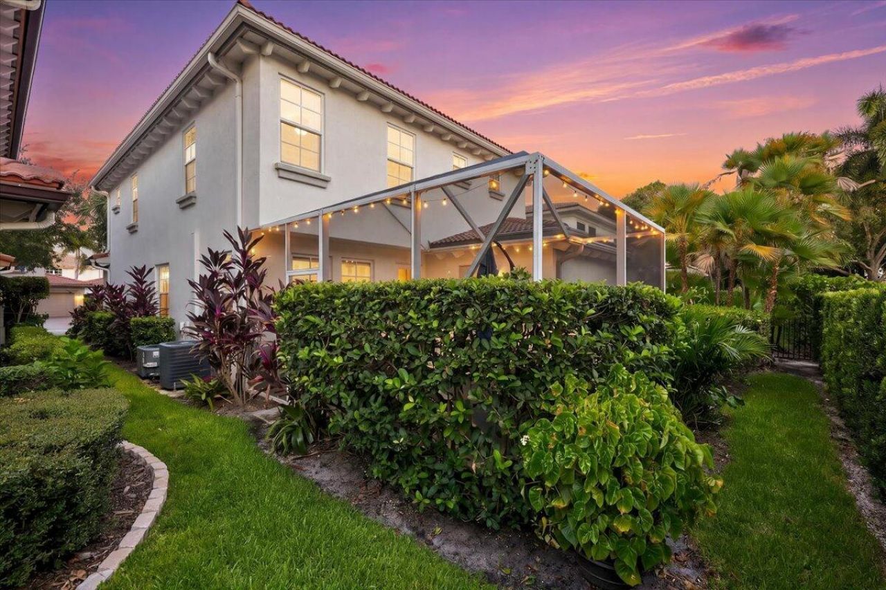 315 September Street, Palm Beach Gardens, FL 33410 Photo
