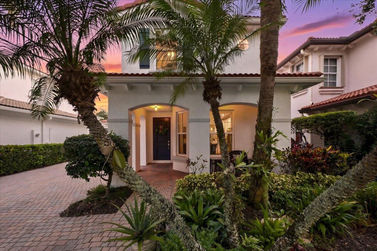 315 September Street, Palm Beach Gardens, FL 33410 Photo