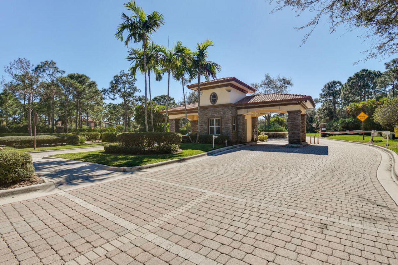 315 September Street, Palm Beach Gardens, FL 33410 Photo