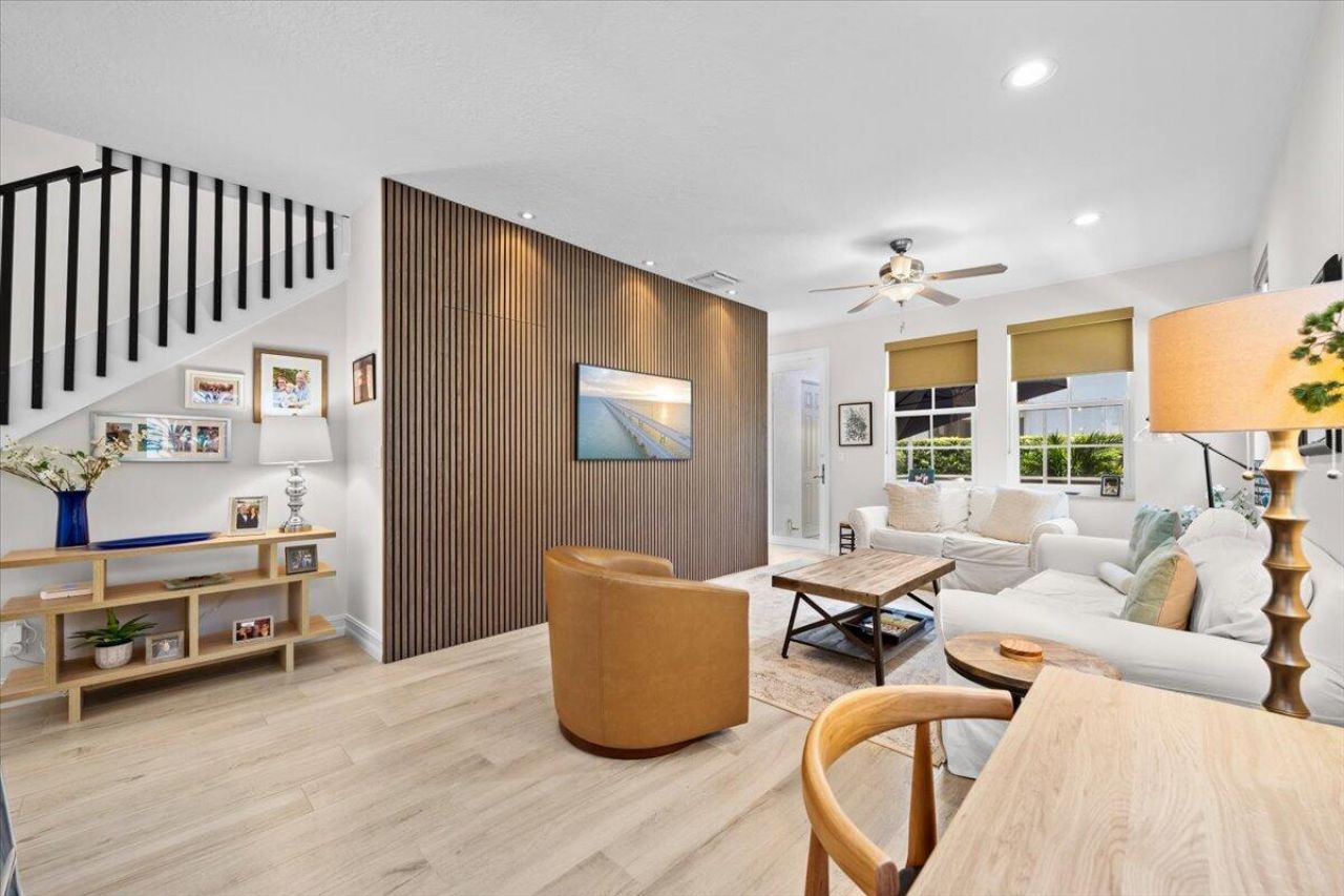315 September Street, Palm Beach Gardens, FL 33410 Photo