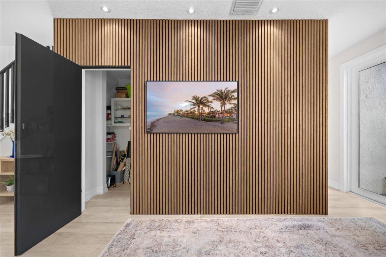315 September Street, Palm Beach Gardens, FL 33410 Photo