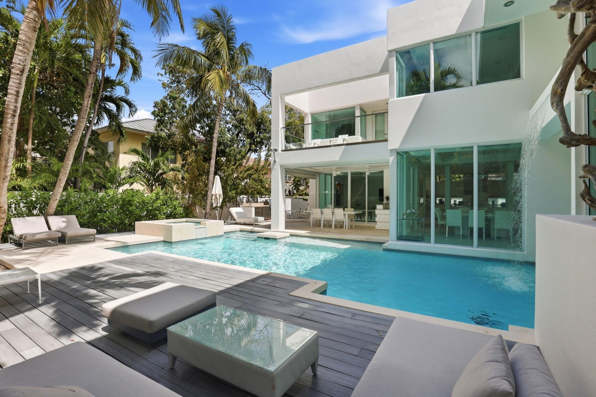 3017 N Atlantic Boulevard, Fort Lauderdale, FL 33308 Photo